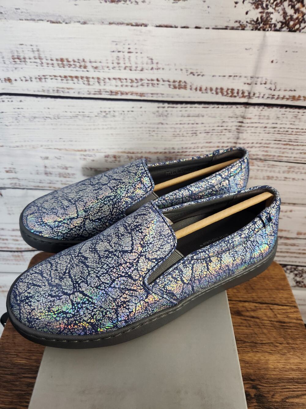 Vionic Blue metallic slip-on women's size 7